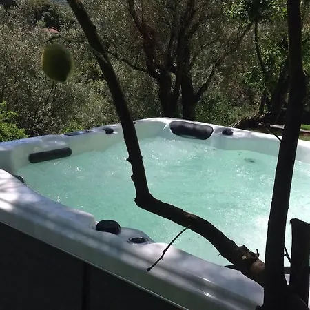 Livesi Lodge Appartement Plain-Pied 40M2 Pour 2 Avec Jacuzzi Olivese